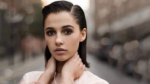 naomi scott